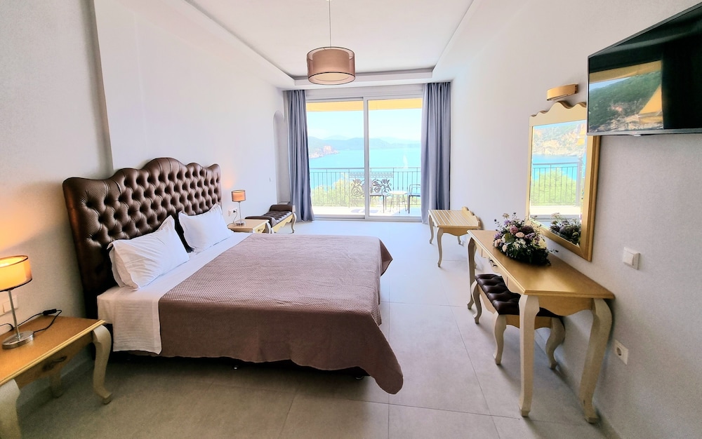 enjoy lichnos bay village camping hotel and apartments