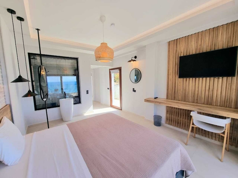 enjoy lichnos bay village camping hotel and apartments