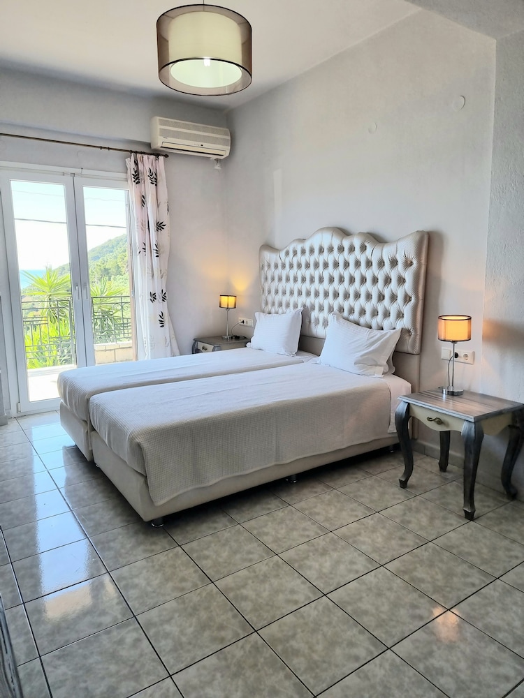 enjoy lichnos bay village camping hotel and apartments