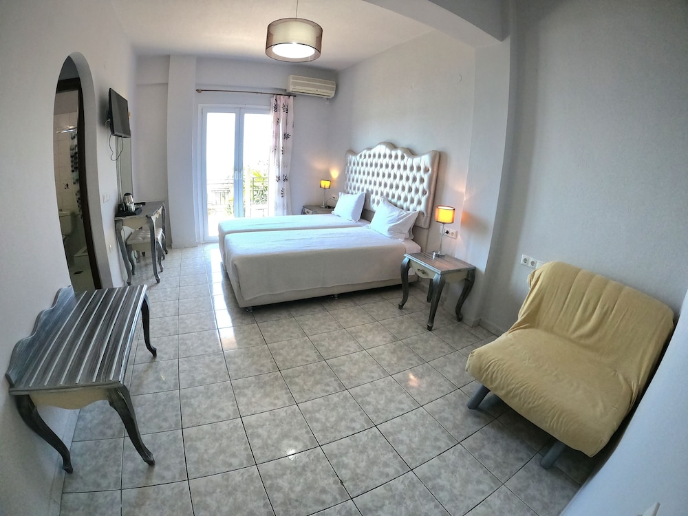 enjoy lichnos bay village camping hotel and apartments