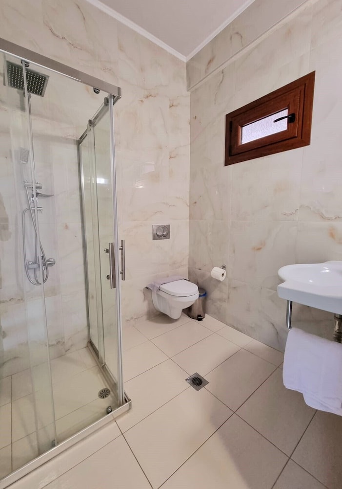 enjoy lichnos bay village camping hotel and apartments