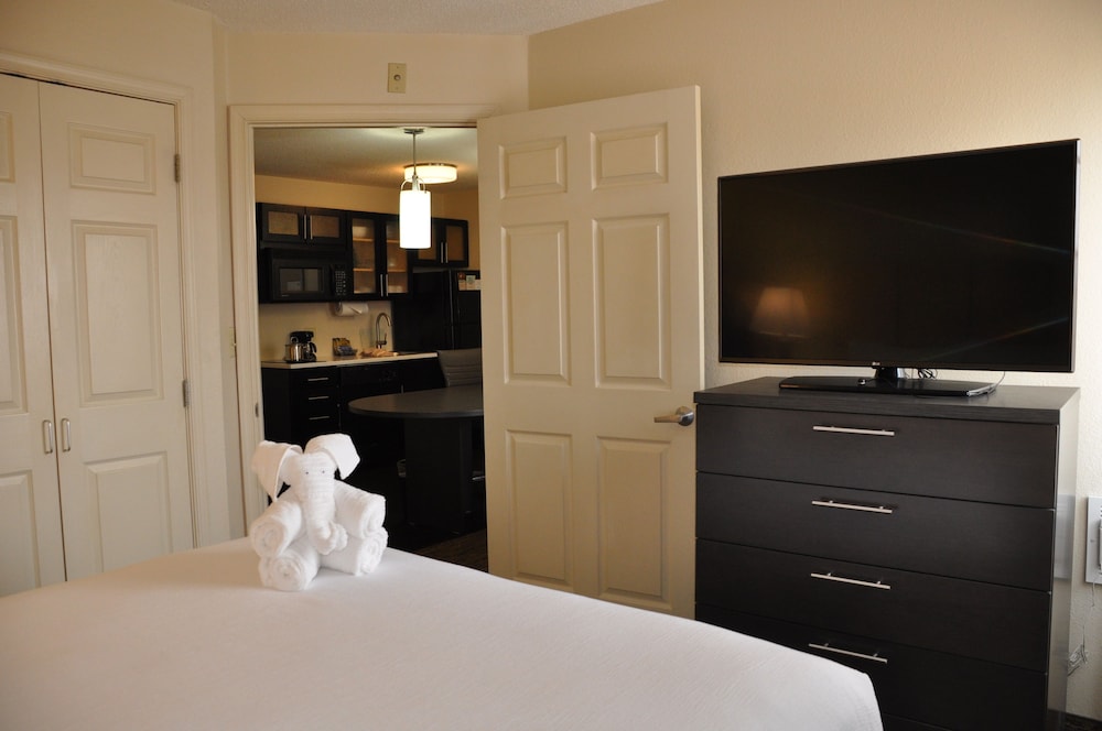 candlewood suites herndon by ihg