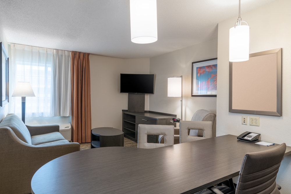 candlewood suites herndon by ihg