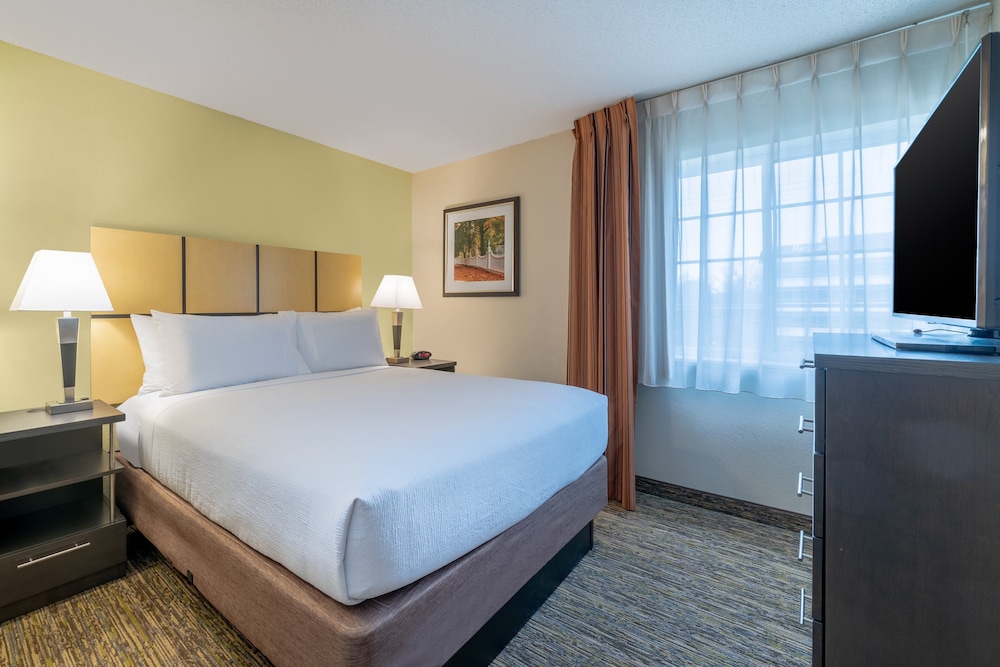 candlewood suites herndon by ihg