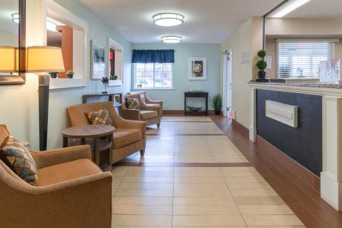 candlewood suites herndon by ihg