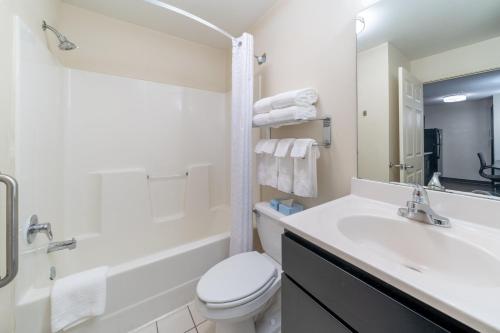 candlewood suites herndon by ihg