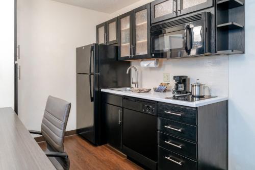 candlewood suites herndon by ihg