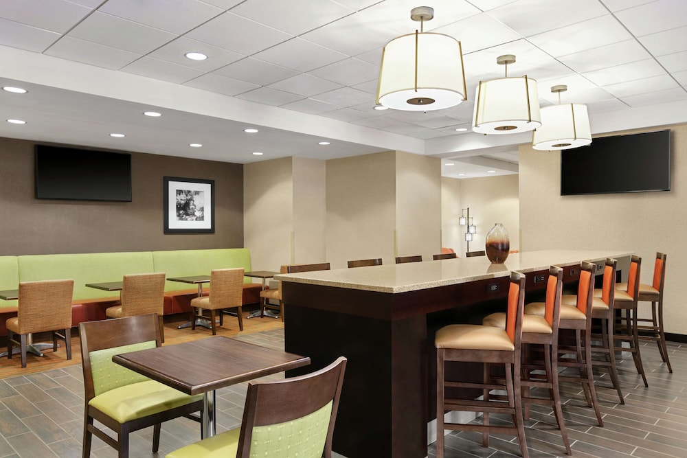 hampton inn washington dulles intl airport south
