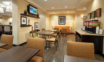hampton inn washington dulles intl airport south