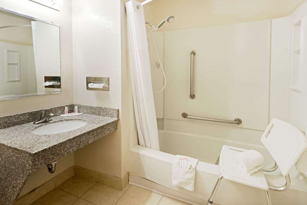 super 8 by wyndham las cruces white sands area