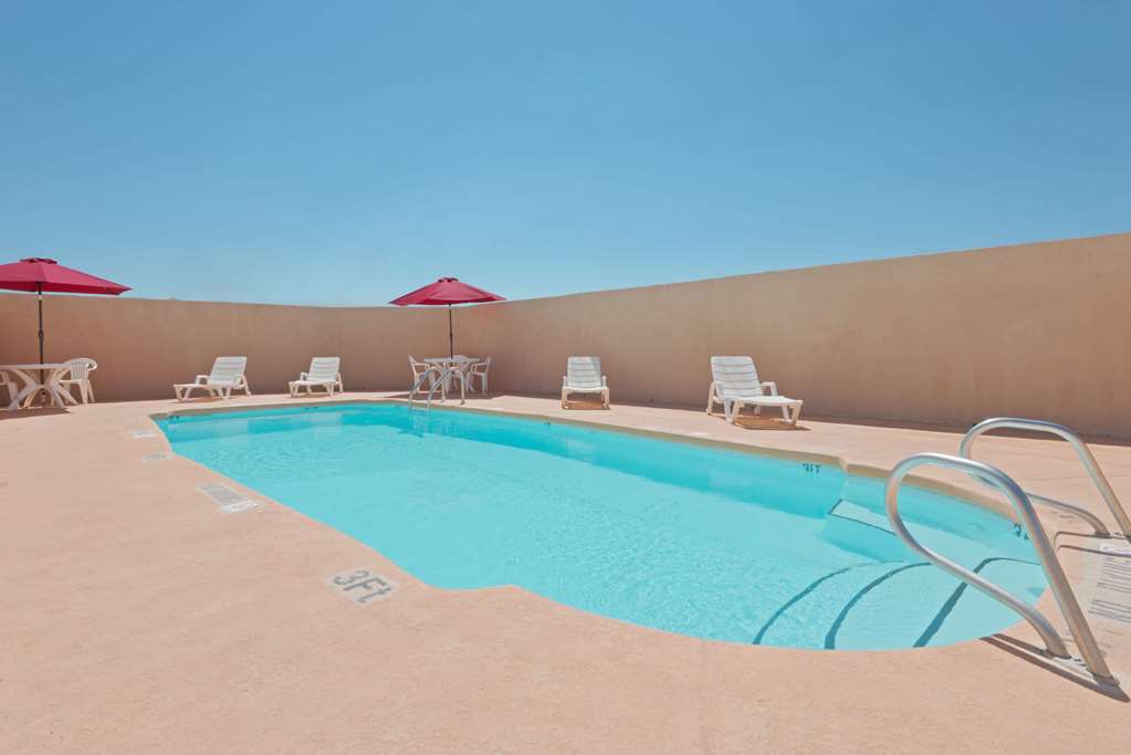 super 8 by wyndham las cruces white sands area