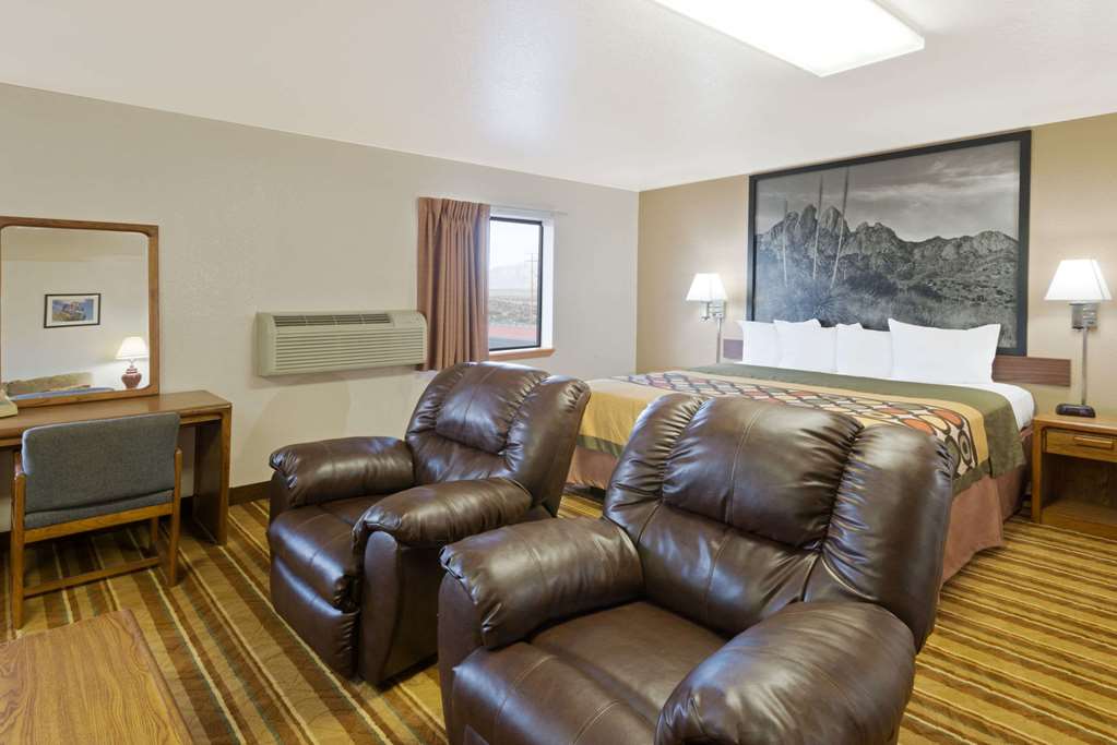 super 8 by wyndham las cruces white sands area