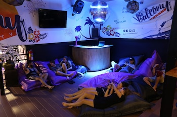 Balcony Party Hostel Beachfront - Adults Only,,2 star