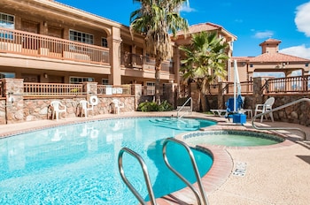 quality inn and suites las cruces university area