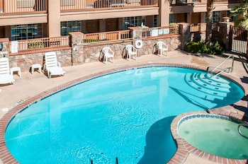 quality inn and suites las cruces university area