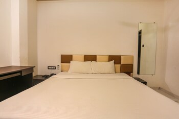 prime grand hotel