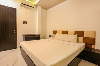 prime grand hotel