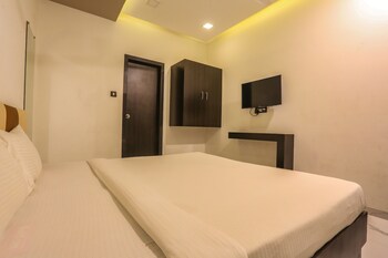 prime grand hotel