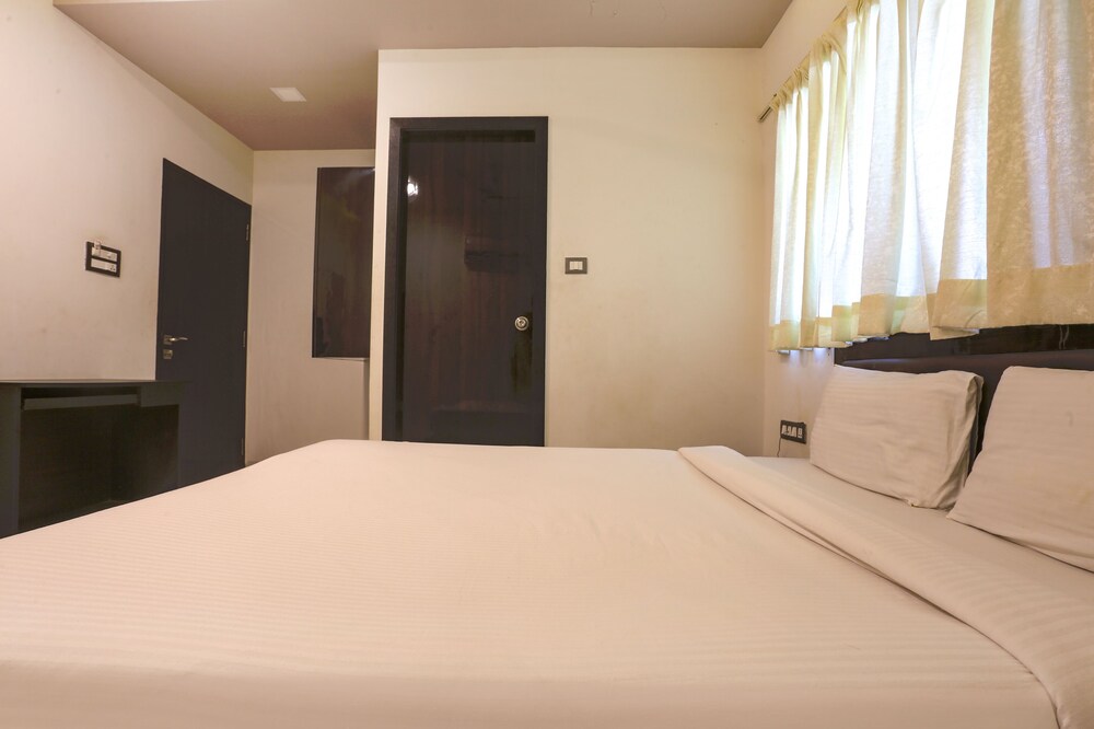 prime grand hotel