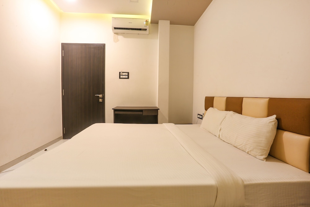 prime grand hotel