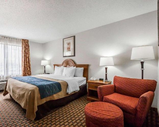 comfort inn and suites sikeston i 55