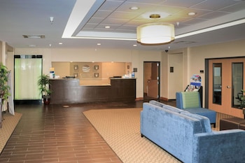 comfort inn and suites sikeston i 55