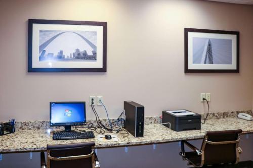 Comfort Inn & Suites Sikeston I-55,Missouri>>Miner,3 star