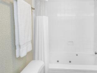 Days Inn By Wyndham Donegal,Donegal Township>>Donegal,2 star