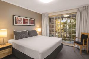 adina serviced apartments canberra kingston