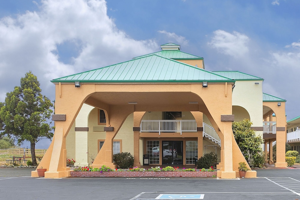 quality inn and suites crescent city redwood coast