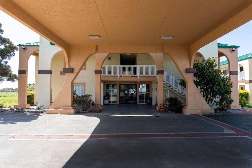 quality inn and suites crescent city redwood coast