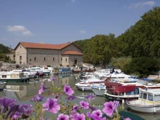 le domaine denserune vacanceole