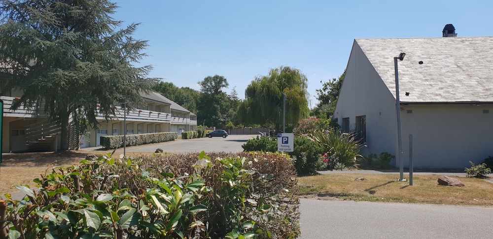 hotel inn design resto novo sainte luce sur loire