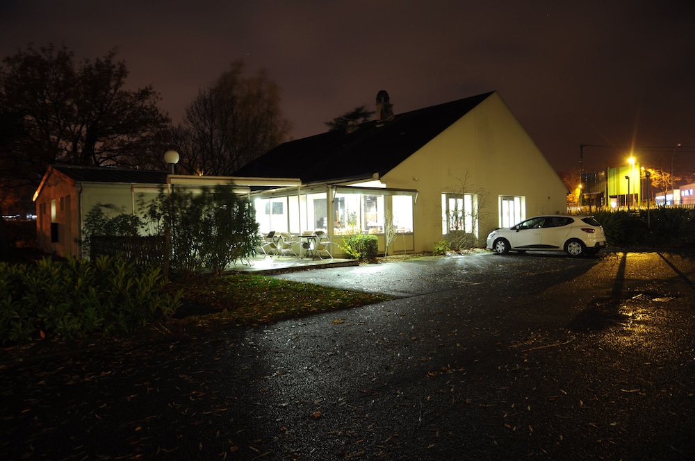 hotel inn design resto novo sainte luce sur loire