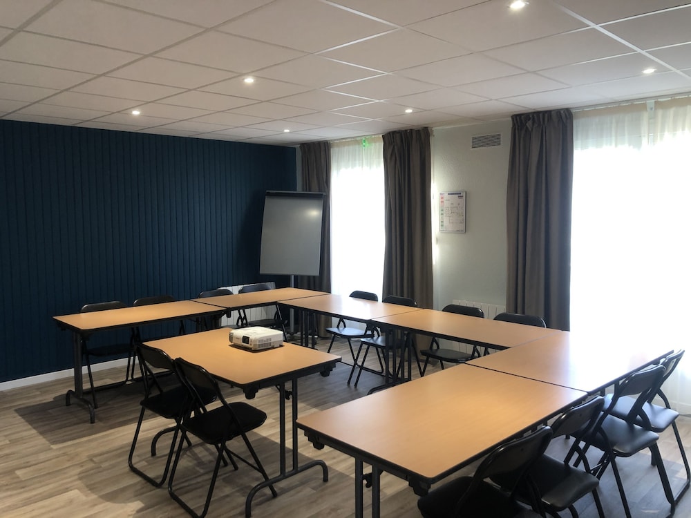 hotel inn design resto novo sainte luce sur loire