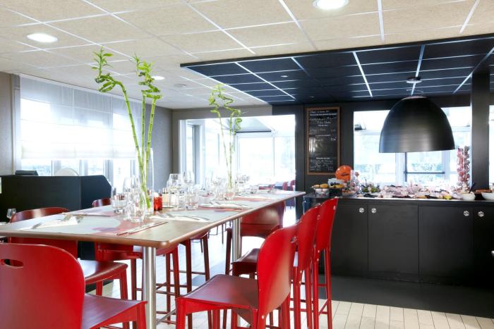 hotel inn design resto novo sainte luce sur loire
