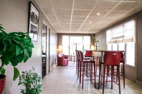 hotel inn design resto novo sainte luce sur loire