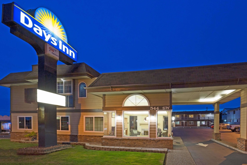 days inn by wyndham newport or