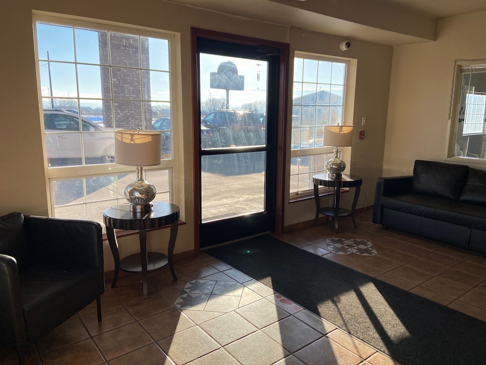 toppenish inn and suites