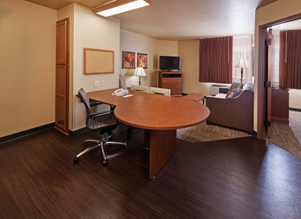 candlewood suites st robert by ihg