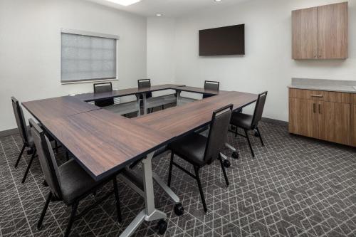 candlewood suites st robert by ihg