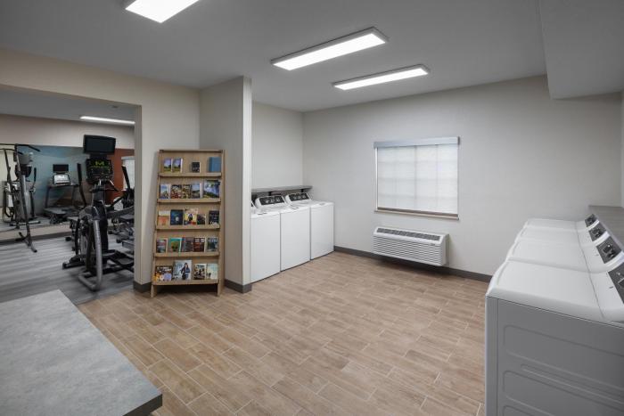 candlewood suites st robert by ihg