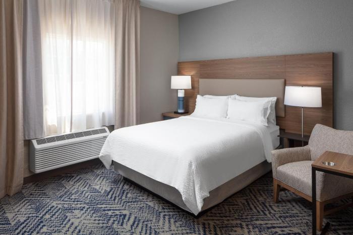 candlewood suites st robert by ihg