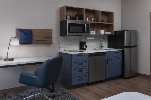 candlewood suites st robert by ihg