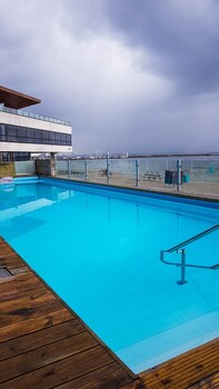 pirita beach apartments and spa