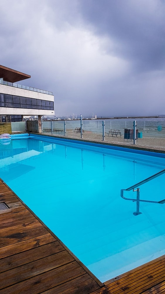 pirita beach apartments and spa