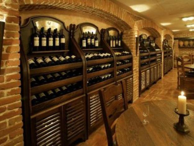 hotel romance and family suites