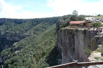 hotel divisadero barrancas
