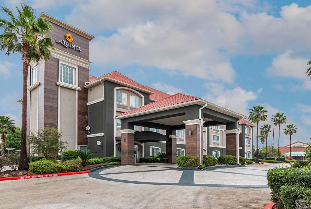 la quinta inn and suites by wyndham tomball