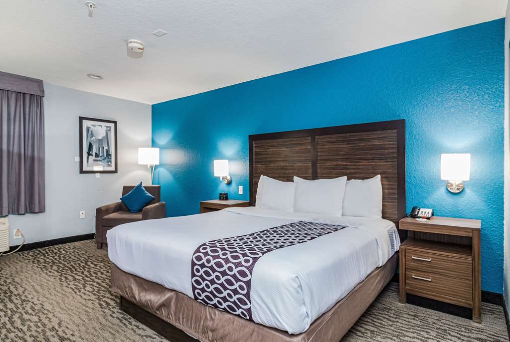 la quinta inn and suites by wyndham tomball